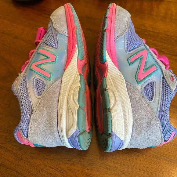 New Balance 990 sneakers