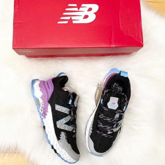 NEW BALANCE Fresh Foam Sneakers