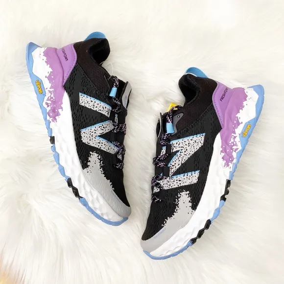 NEW BALANCE Fresh Foam Sneakers