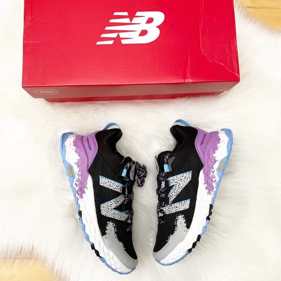 NEW BALANCE Fresh Foam Sneakers