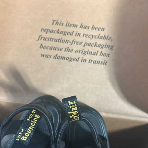 New- Dr martens Kids Black Sandals