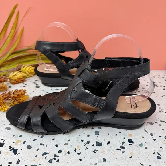 NEW Earth Origins Black Pisa Chatham Low Wedge Leather Women’s Sandals Sz 11W