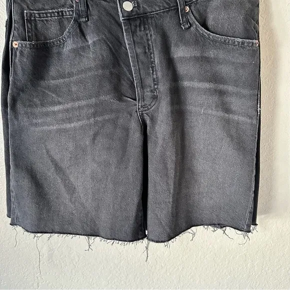 New free people We The Free Boomerang Long Shorts black denim size 31