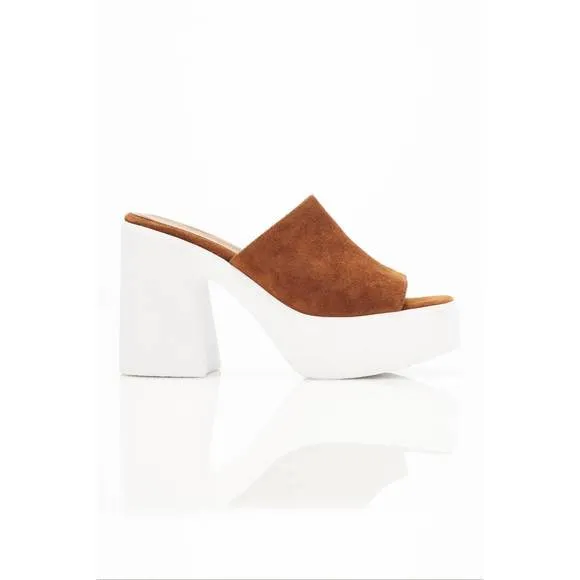 NEW FREE PEOPLE zoe platform sandals in tobacco