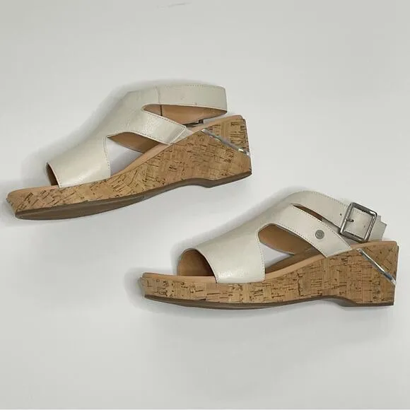 NEW Hush Puppies Maya Ankle Strap Wedge Sandals Light Stone Leather 9.5 Wide