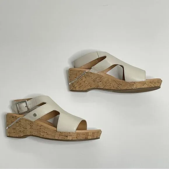 NEW Hush Puppies Maya Ankle Strap Wedge Sandals Light Stone Leather 9.5 Wide