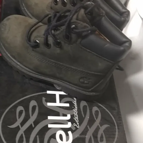New Little Kid's Timberland Boots!