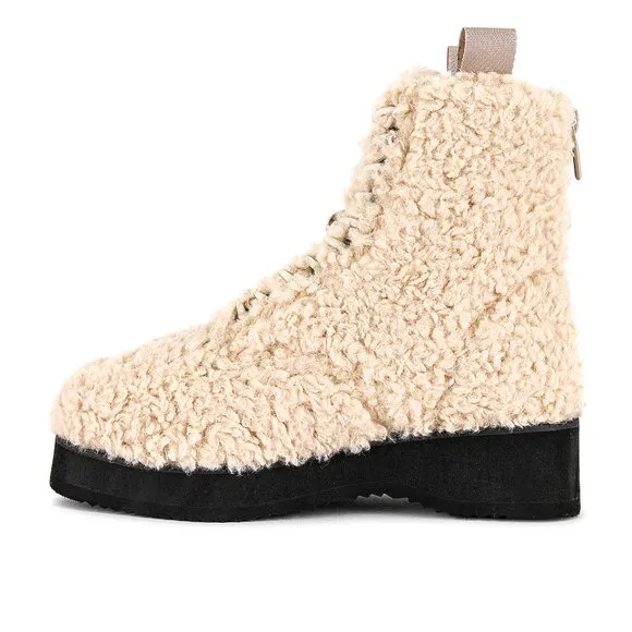 NEW R0AM Combat Cush Faux fur Cozy Boots nude for women 364tn