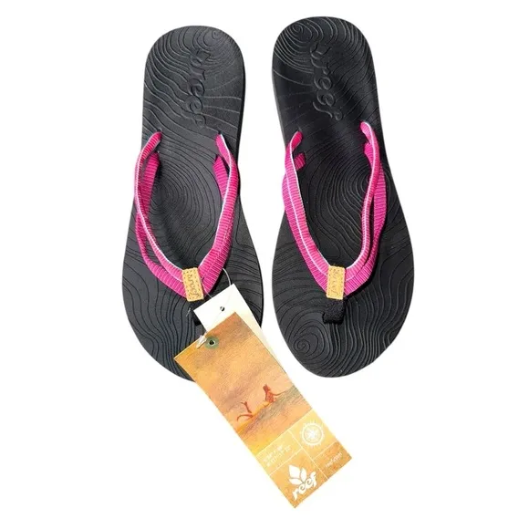 New ▶️ Reef ◀️ (2 pairs ) Double Zen Flip Flop size 7. One nwt, other tried on