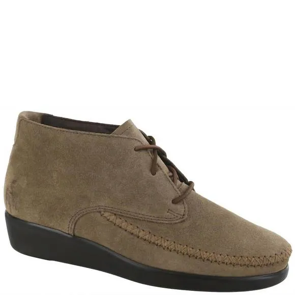 NEW SAS kich lace up ankle boots in almond