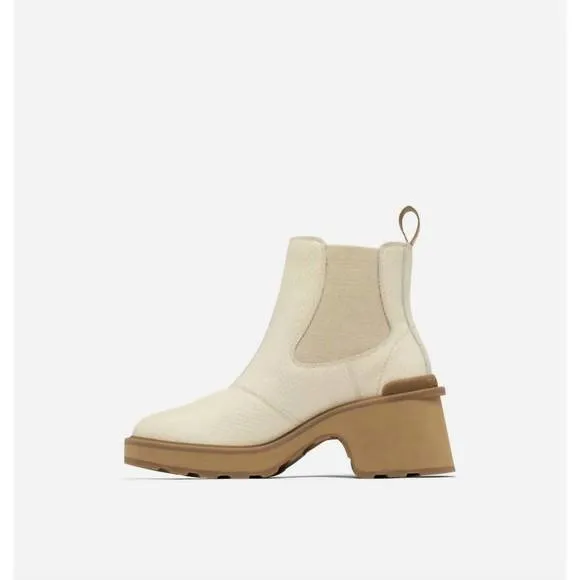 NEW SOREL heel chelsea boots in bleached ceramic, caribou buff