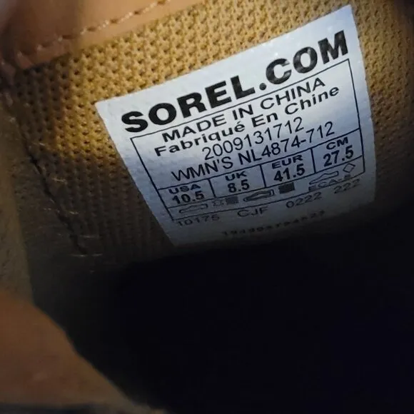 NEW Sorel Hi Line Chelsea Boots Womens 10.5 Neutral Suede Outdoors Y2K