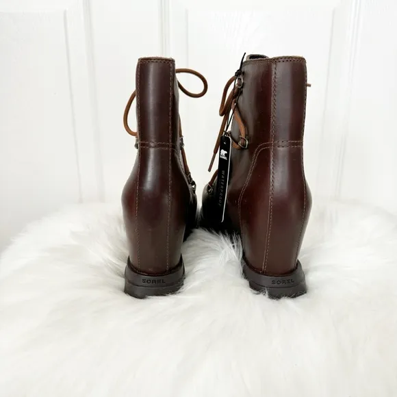 NEW SOREL JOAN OF ARCTIC WEDGE III LACE BOOT SIZE 6.5