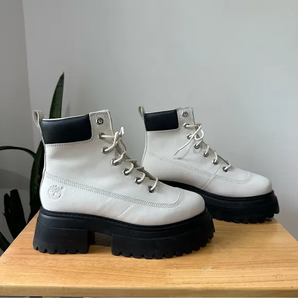 NEW Timberland Sky 6-Inch Platform Lace-up Boots White/Black