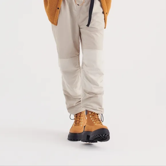 NEW Timberland Wheat 6&quot; Nubuck Suede Sky Lug Sole Chunky Platform Boots