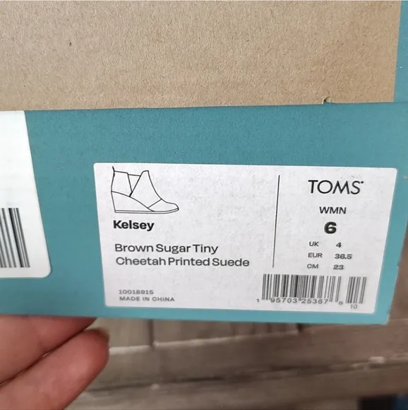 NEW TOMS Kelsey Boots In Cheetah Printed Suede Size Women's 6