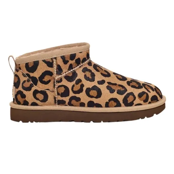 New! UGG Australia Classic Ultra Mini Spotty Calf Hair  Boots Sz 6 $150