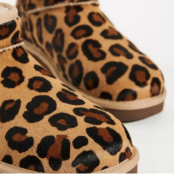 New! UGG Australia Classic Ultra Mini Spotty Calf Hair  Boots Sz 6 $150