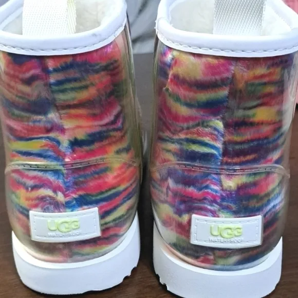 NEW UGG CLASSIC CLEAR WEATHER PROOF BOOTS $159