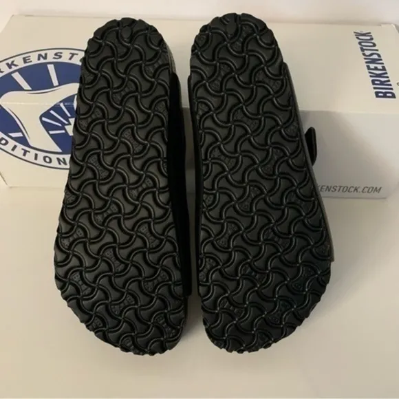 NIB. BIRKENSTOCK Kids’ Arizona Eva Sandals