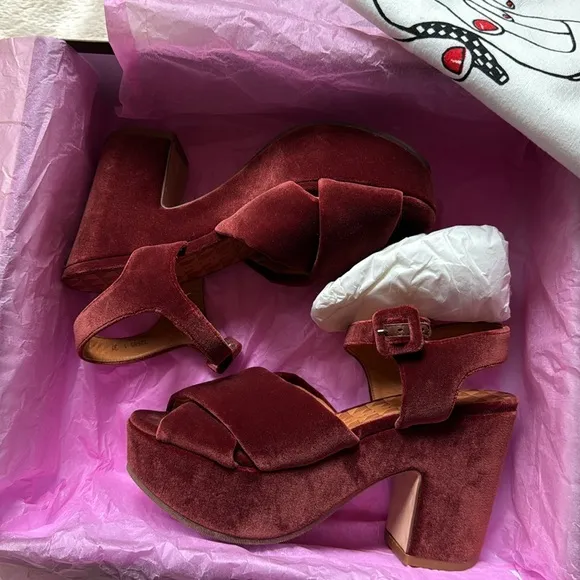 nib CHIE MIHARA ‘Dot’ Velour Platform Heel Sandals in Red size 7
