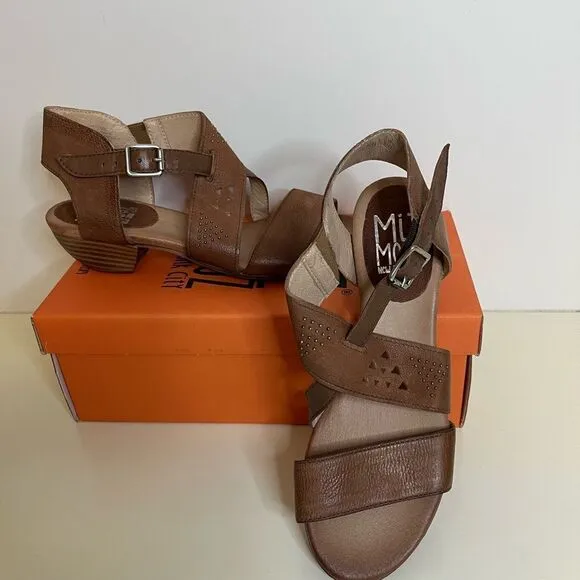 NIB- Miz Mooz Leather Wide Width Heeled Sandals - Cienna