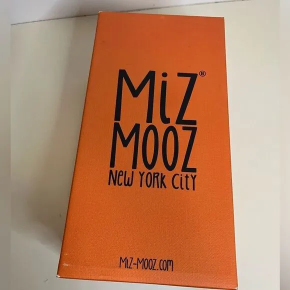 NIB- Miz Mooz Leather Wide Width Heeled Sandals - Cienna
