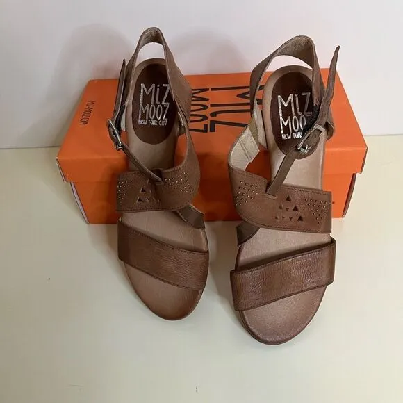 NIB- Miz Mooz Leather Wide Width Heeled Sandals - Cienna
