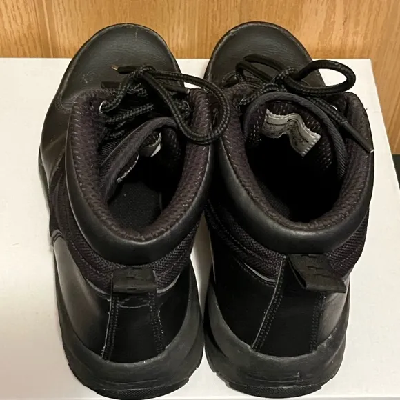 Nike ACG Manoa Black 613546-001 Leather Lace Up Boots
