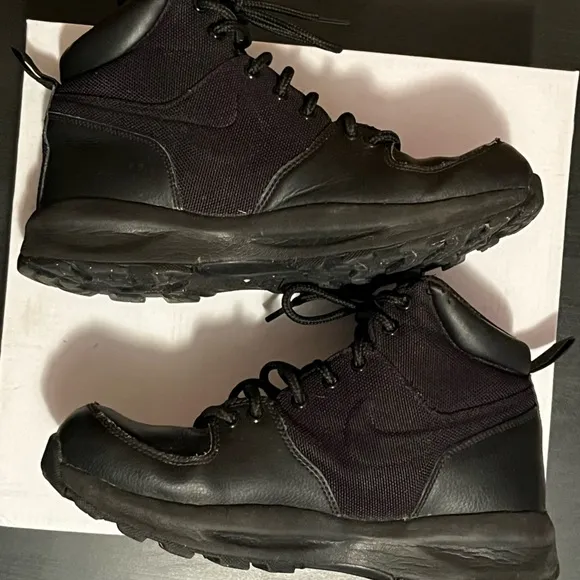 Nike ACG Manoa Black 613546-001 Leather Lace Up Boots