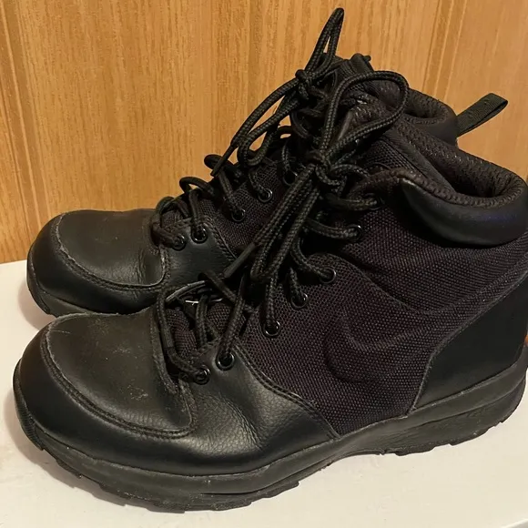 Nike ACG Manoa Black 613546-001 Leather Lace Up Boots