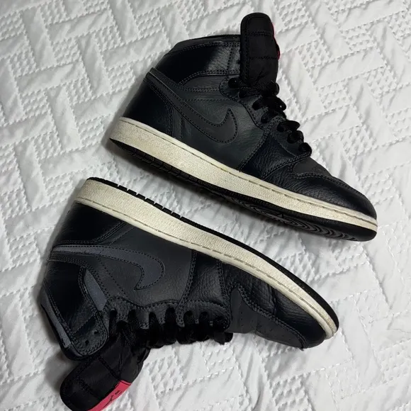 Nike Air Jordan 1 Retro High Reflective Black Grey Pink High Running Shoes 3.5Y