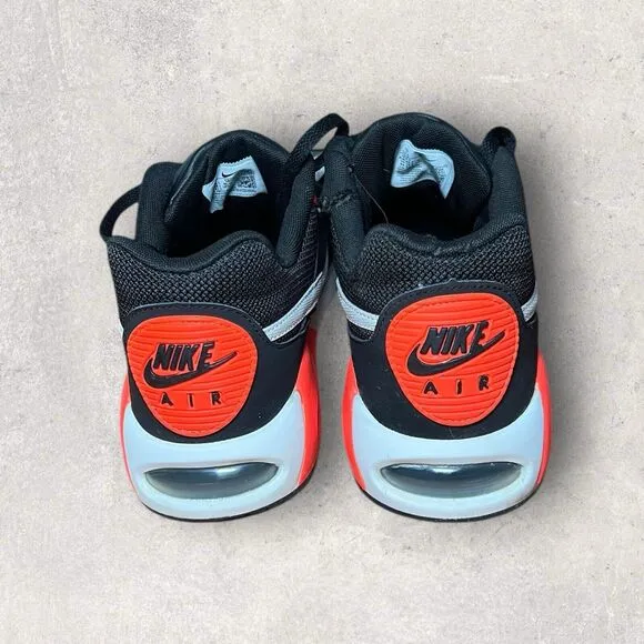 Nike Air Max IVO Black Crimson 580518-016 Size 10.5