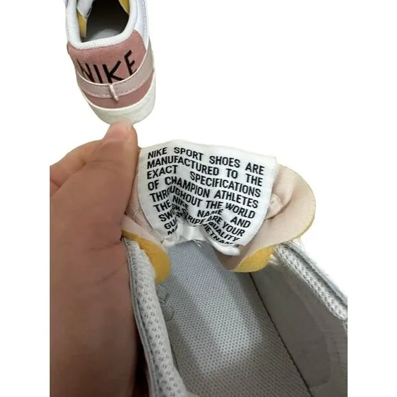 Nike Blazer Low 77 Jumbo Pink White Casual Lifestyle Shoes Women's 11 DQ1470-102