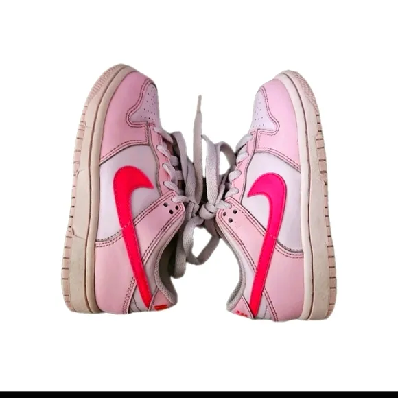 Nike Girls' Kids' Dunk Low Triple Pink Sneaker 11C