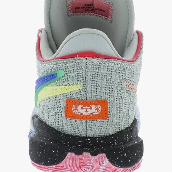 NIKE Lebron XX GS Boys Shoes Multicolor Athletic Shoes