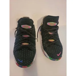 Nike Lebron18 James Gang Kids Multicolor Graffiti Lace Up Sneaker Shoes Size 6.5