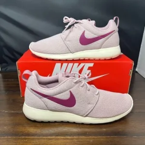 Nike Roshe One Plum Chalk/True Berry Women's 844994-501