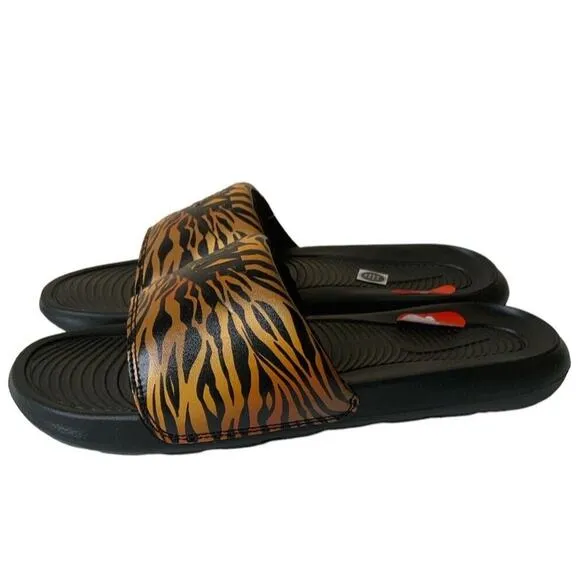 Nike Victori One Slides Womens Size 8 Animal Print Enhanced Comfort Sandals NEW