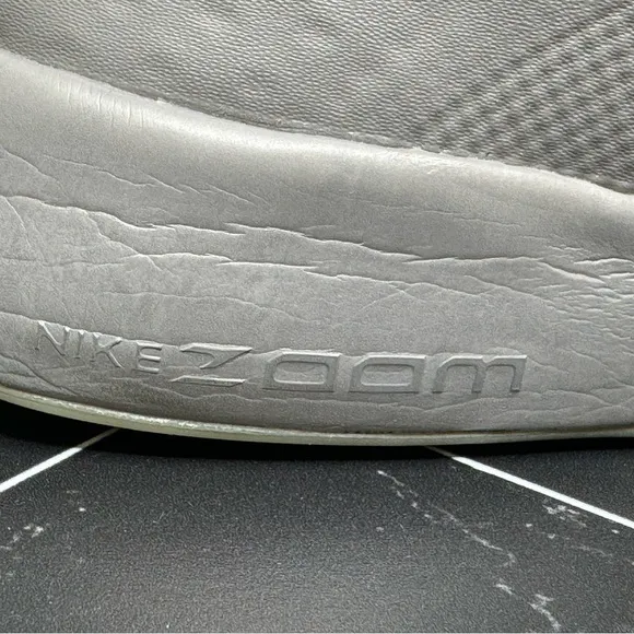 Nike Women's Air Zoom Strong 2 &quot;Light Bone&quot; Training/Lifting Shoe - Size 8