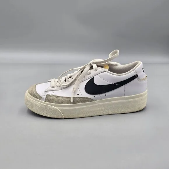 Nike Women's Size 8 US GUC Blazer Platform Low White Sneakers Shoes DJ0292-101