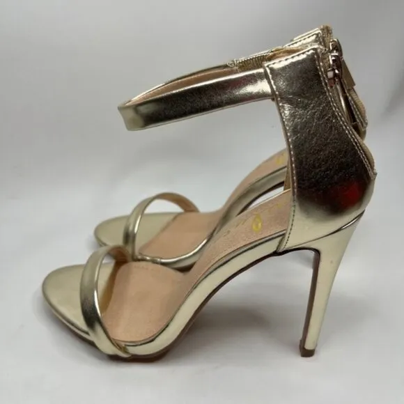 NWB Lulus SEARCH THE STARS Strappy Ankle Strap Stiletto Heel Shiny Sandals Sz 8