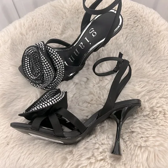 NWOB $99 Gianni Bini, the Iman Rhinestone Rose Square Toe Dress Sandals
