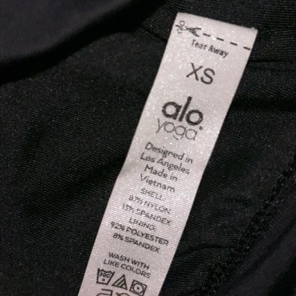 NWOT | Alo Yoga | BLACK Diagonal Flex Sports Bra | XS