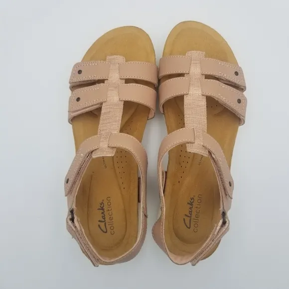 NWOT Clarks April Cove Sandals Blush Leather Cuir Beige Rose, Women's 9.5, SOFT!