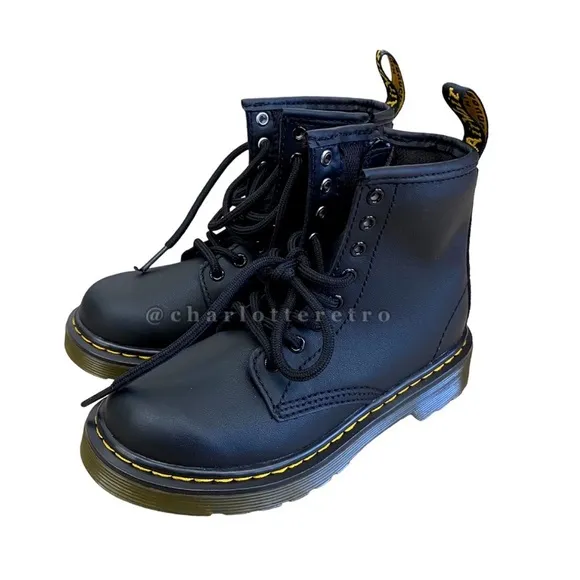 NWOT • Doc Martens Combat Boots