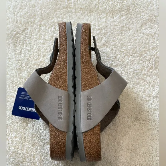 NWT Birkenstock Gizeh Big Buckle Sandals Size 36 / 5 dove gray