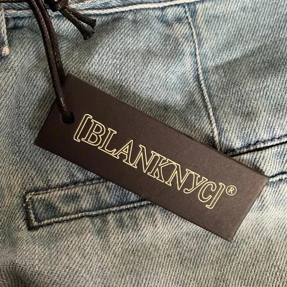NWT BlankNYC Must Be The Place Shorts Size 29