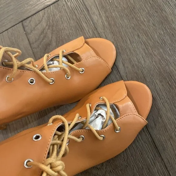 NWT BURJU Sofiya Nude Open Toe Lace Up Ankle Boots | Size 10.5