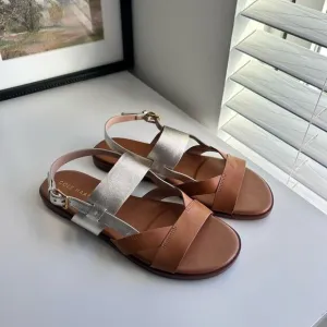 NWT COLE HAAN Flynn Leather Slingback Sandals Beige Nude Gold